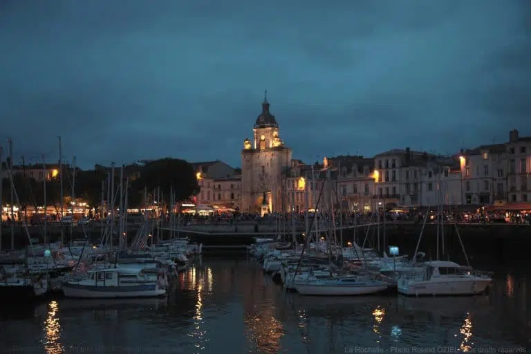 Port de La Rochelle au crépuscule.